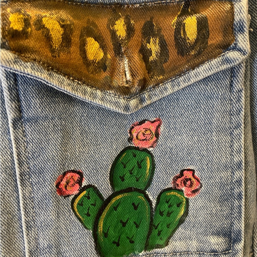 Hand-Painted Cactus Denim Jacket | Baccini Medium M | Leopard | One of a Kind - Picture 5 of 8